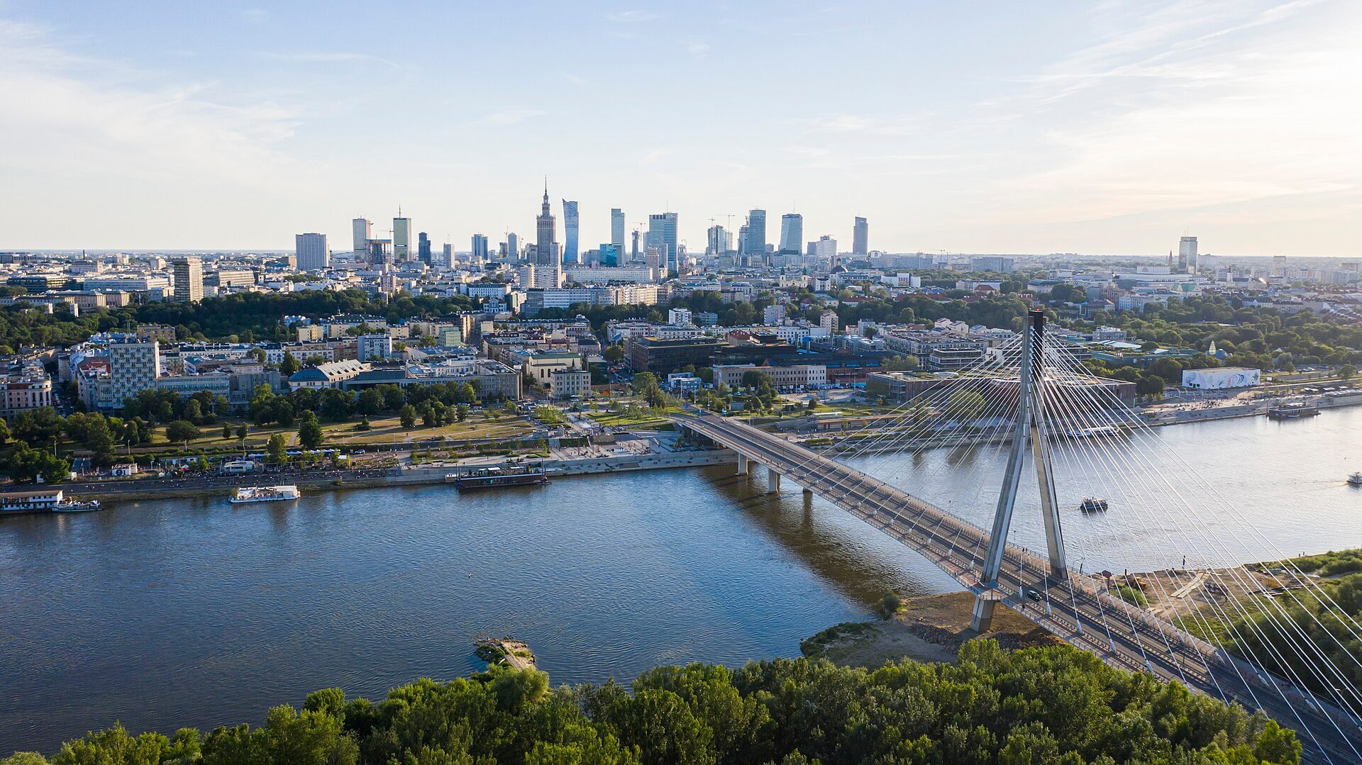 Warsaw skyline and the Świętokrzyski Bridge
